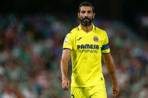 El Villarreal CF busca sustituto para Albiol