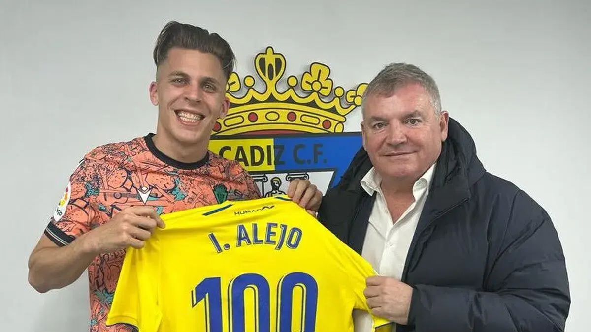 Iván Alejo no saldrá del Cádiz CF