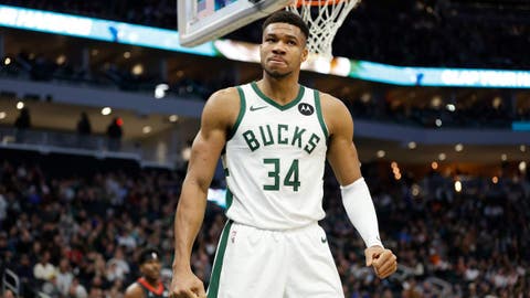 Giannis Antetokounmpo quiere salir de los Bucks