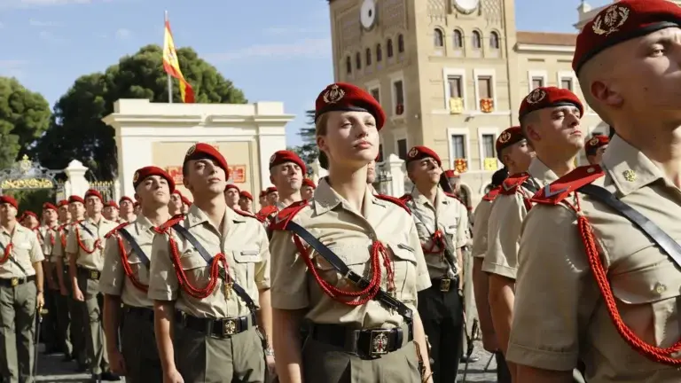 Leonormanía impulsa el aumento de mujeres en el ejército español