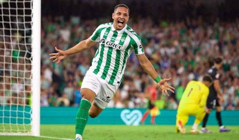 Vitor Roque Betis