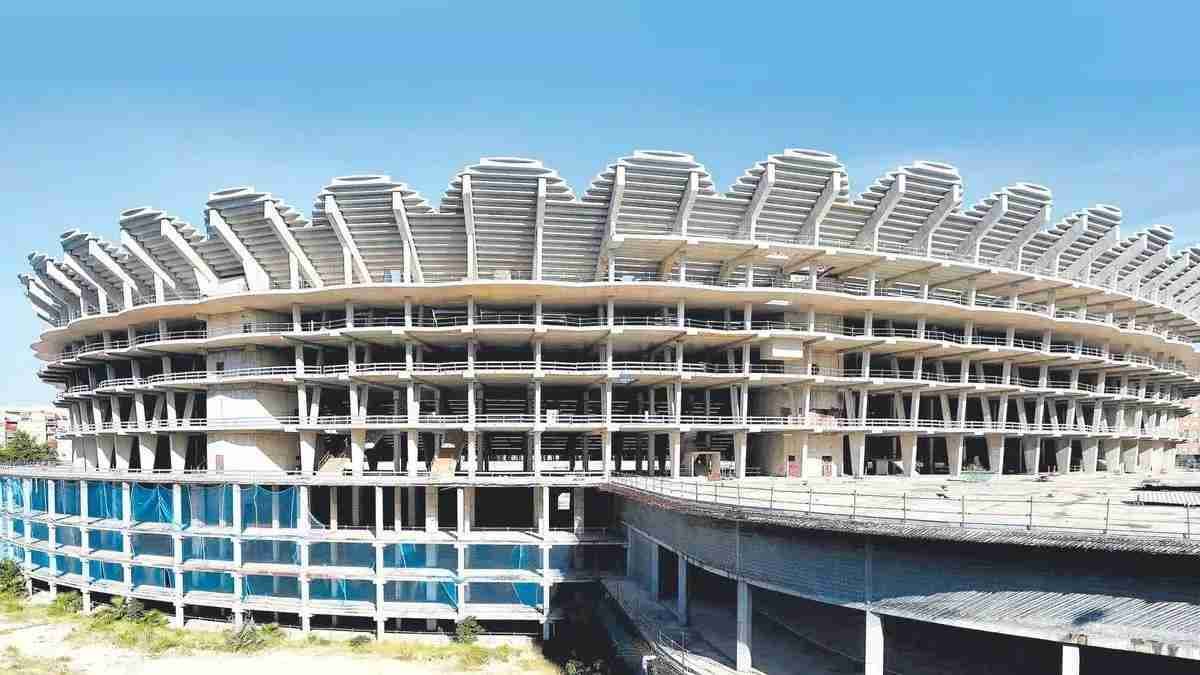 Óscar Puente estadio Valencia