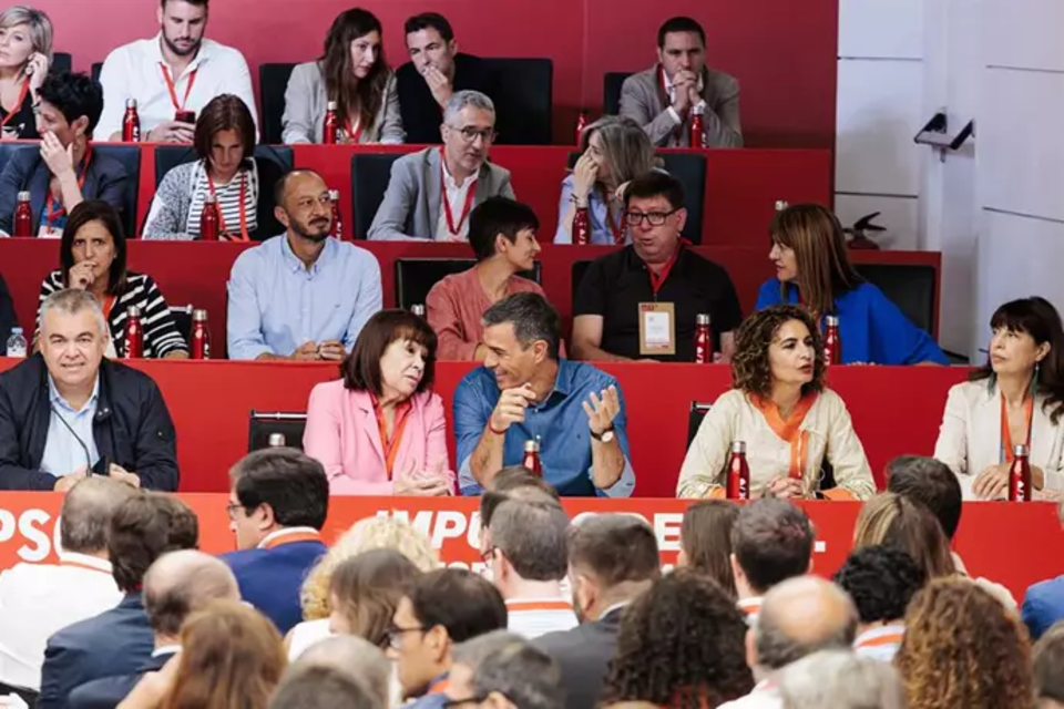 El PSOE propone un escaño ciudadano para participación directa en el Congreso y el Senado 1