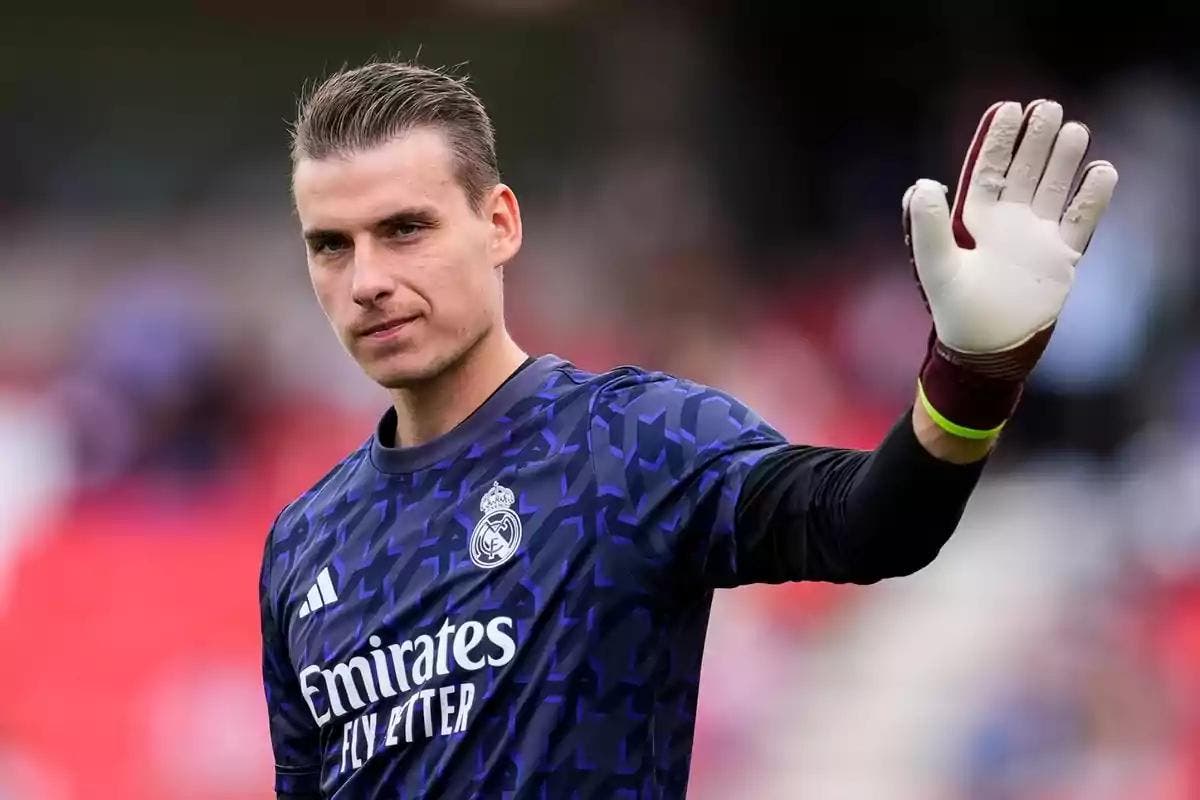 Lunin Manchester City