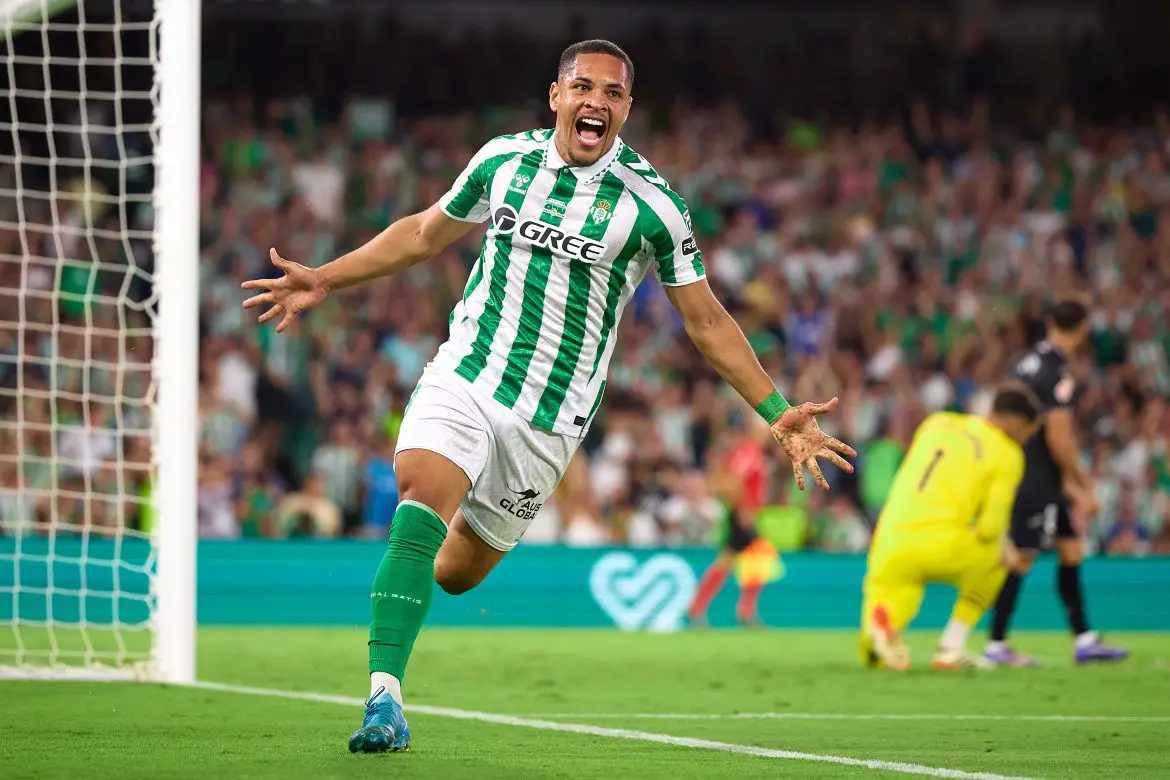 Vitor Roque Betis