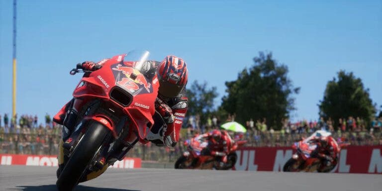 MotoGP del futuro puede obligar a todos los equipos a usar motores V4